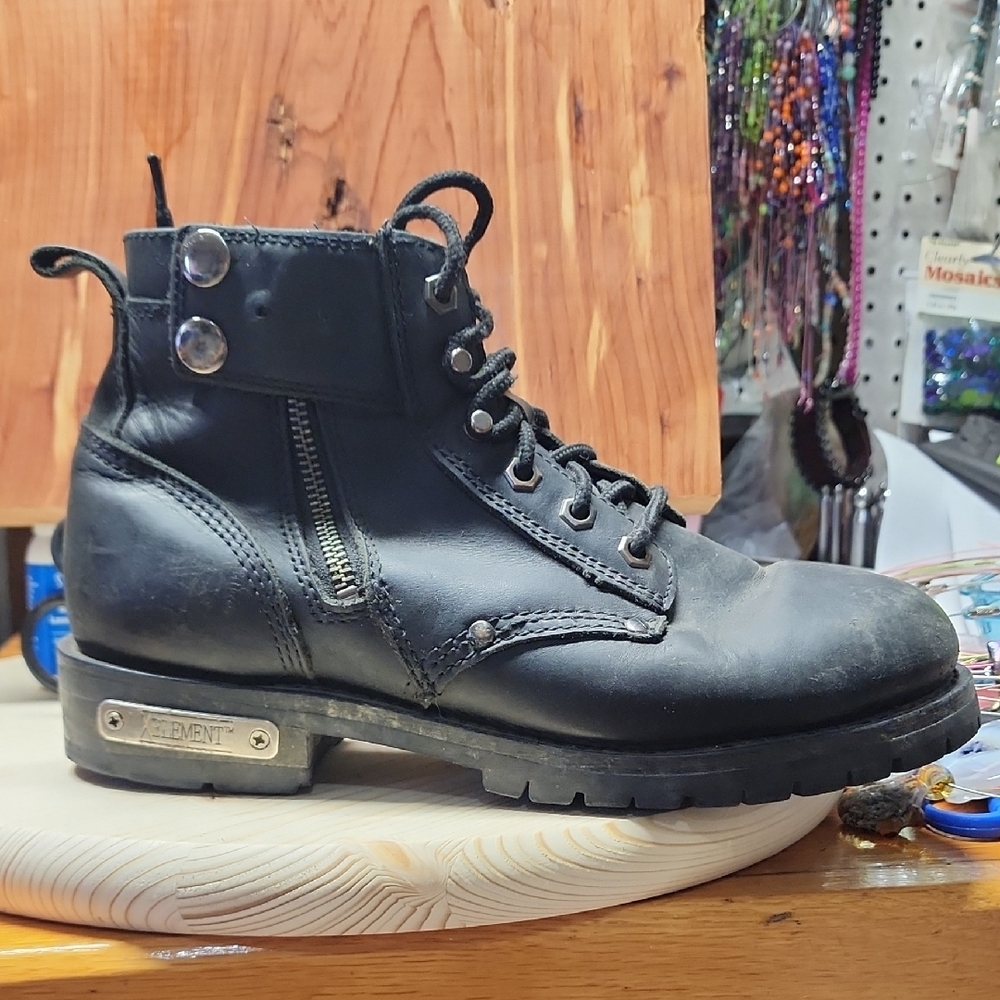 Men's Black Leather XELEMENT Short Boots.